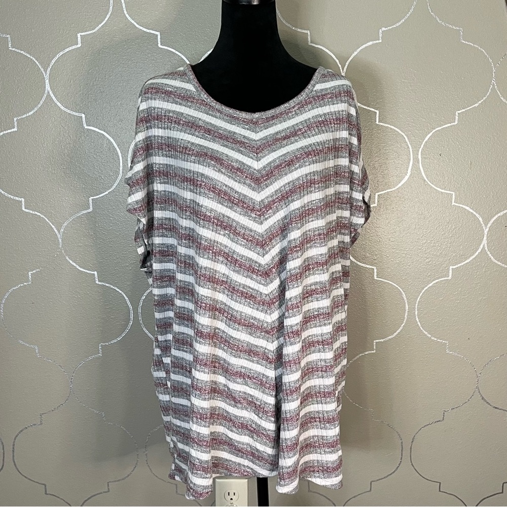 🏷️ Lane Bryant Striped Top sz 22/24